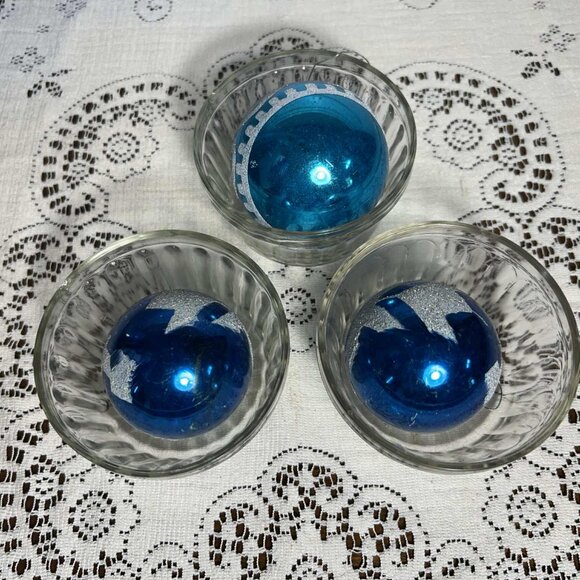 MCM USA blue & glitter ornaments - Picture 3 of 7